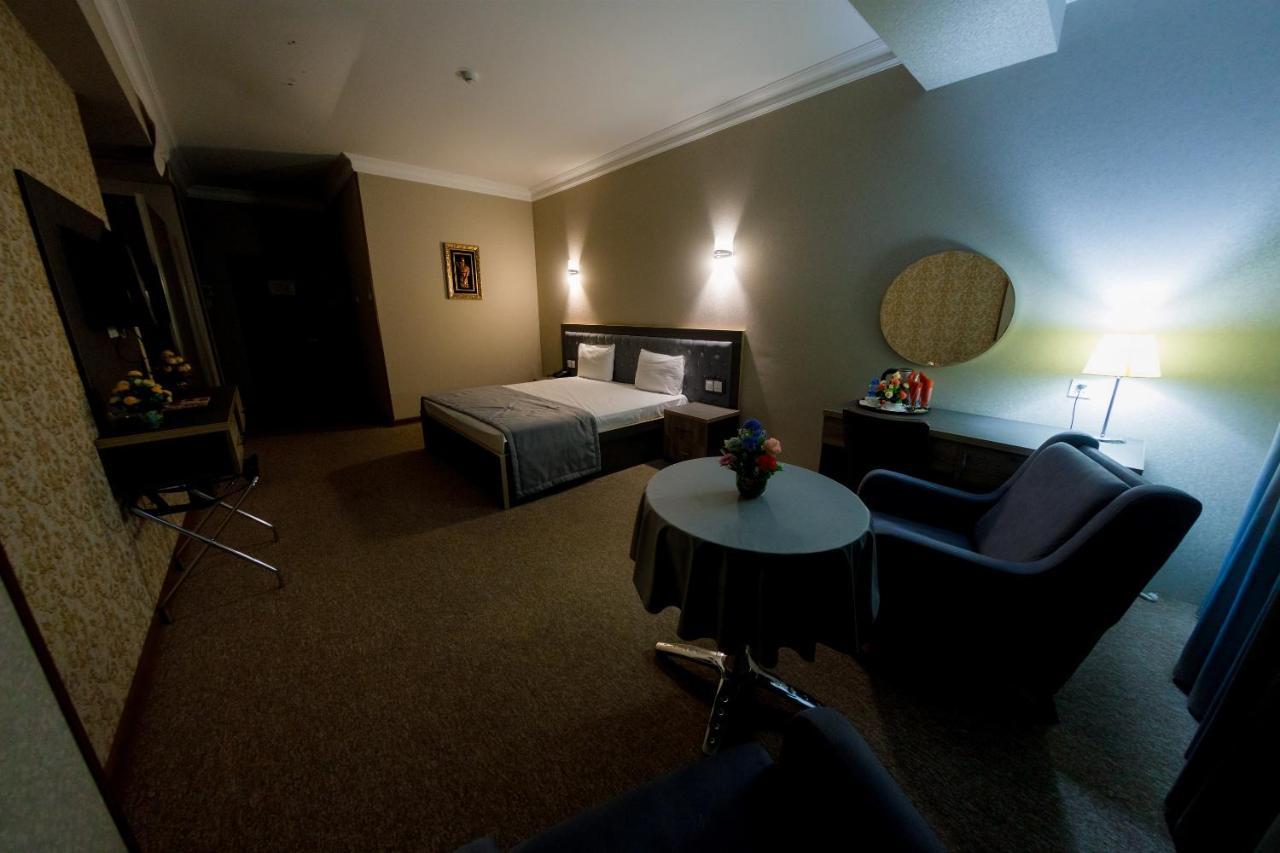 Royal Sapphire Hotel Баку Екстер'єр фото