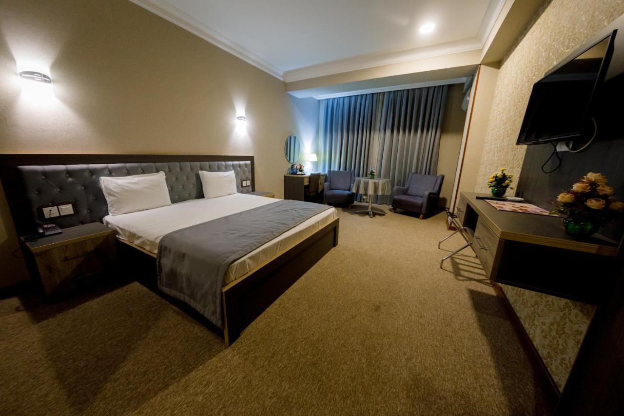 Royal Sapphire Hotel Баку Екстер'єр фото