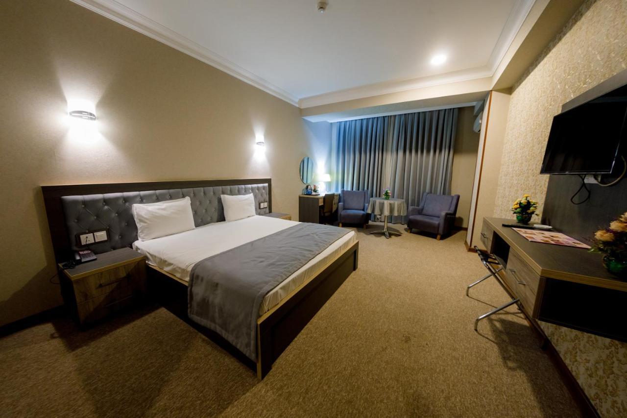 Royal Sapphire Hotel Баку Екстер'єр фото